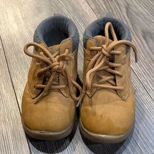 Kids Oshkosh boots